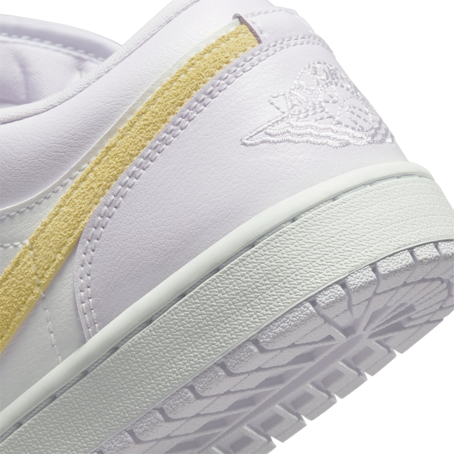 air jordan 1 low barely grape