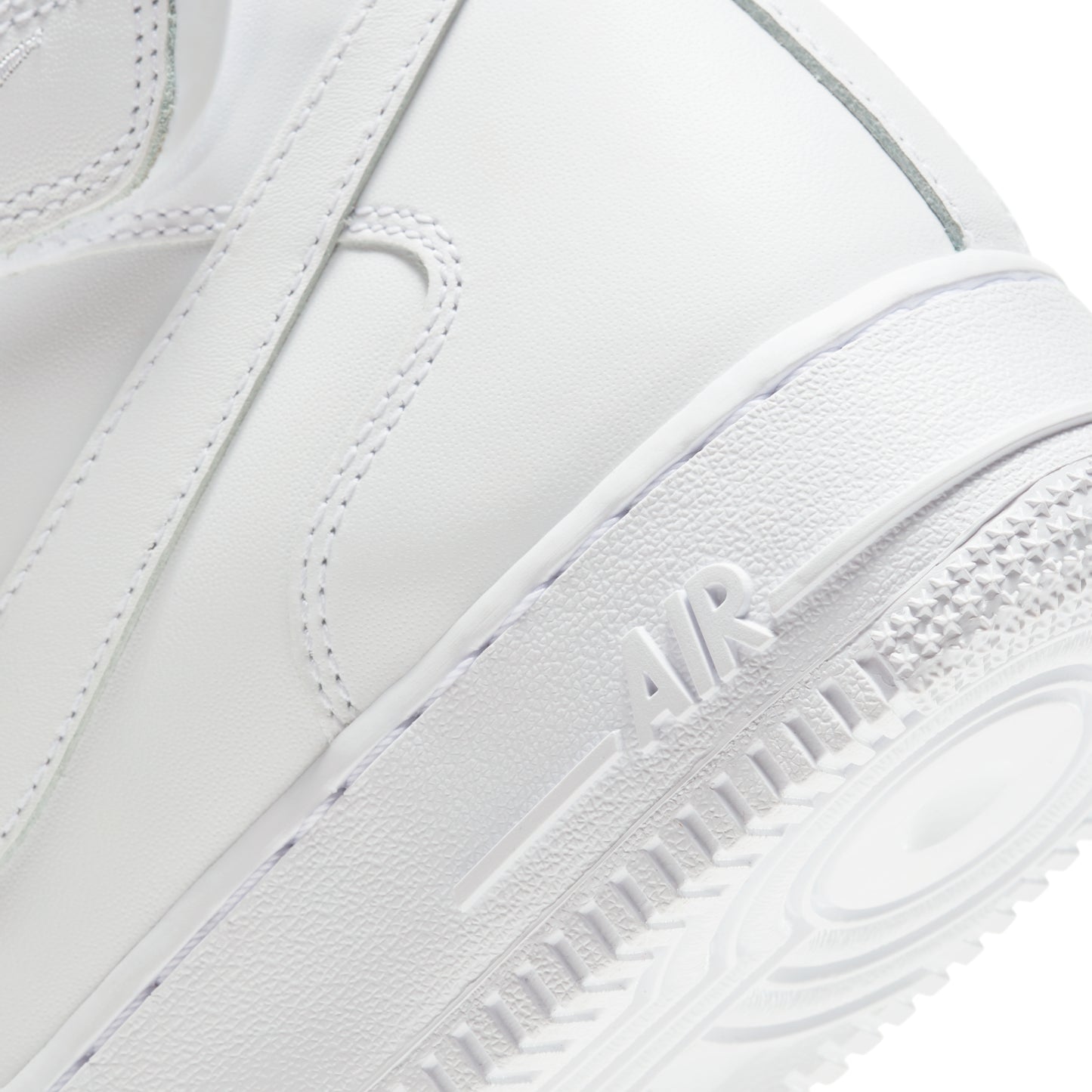 Nike Air Force 1 Mid Triple White
