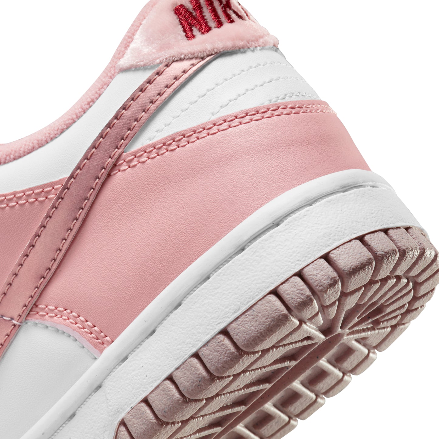 dunk low pink velvet