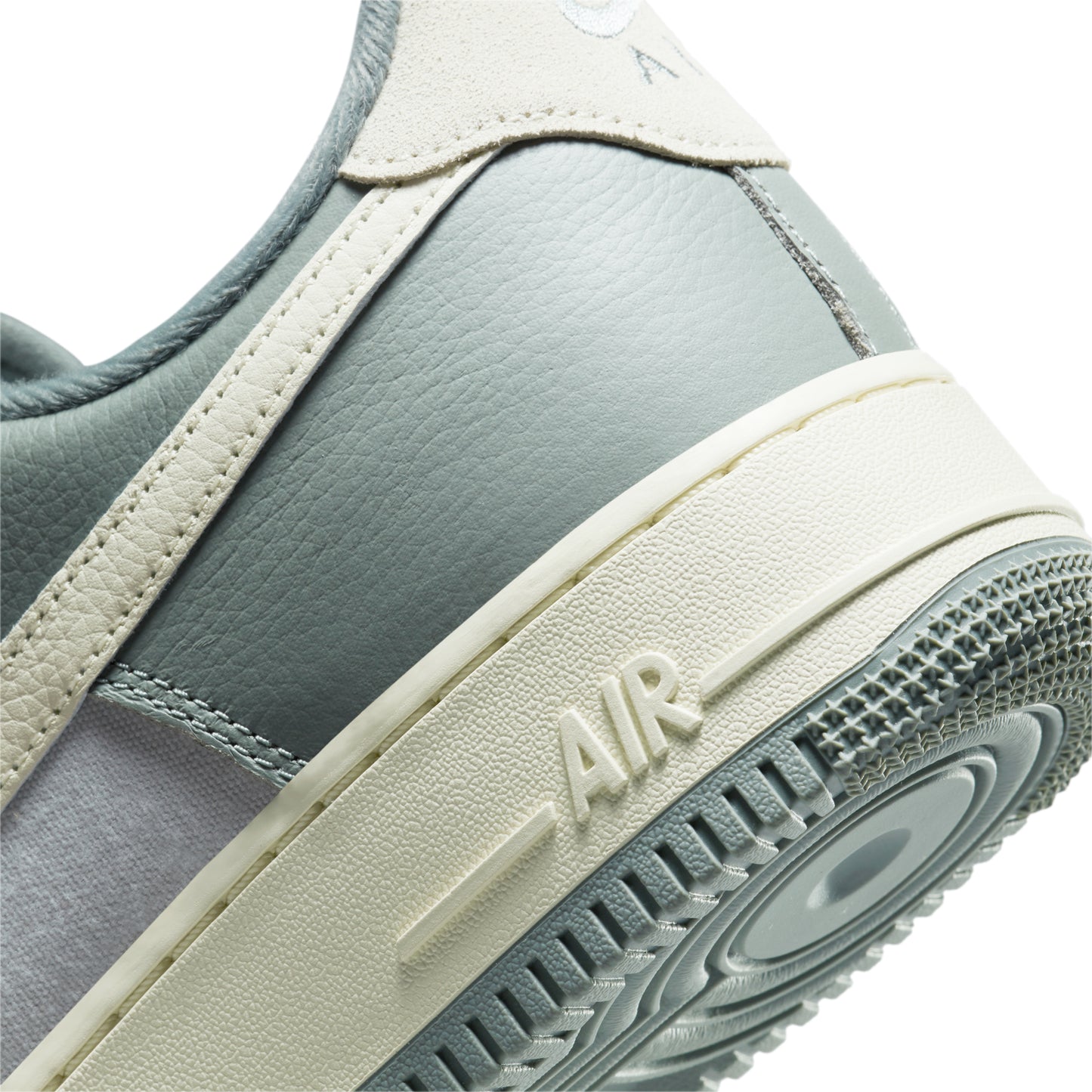 AF1 Low '07 LX Mica Green Coconut Milk