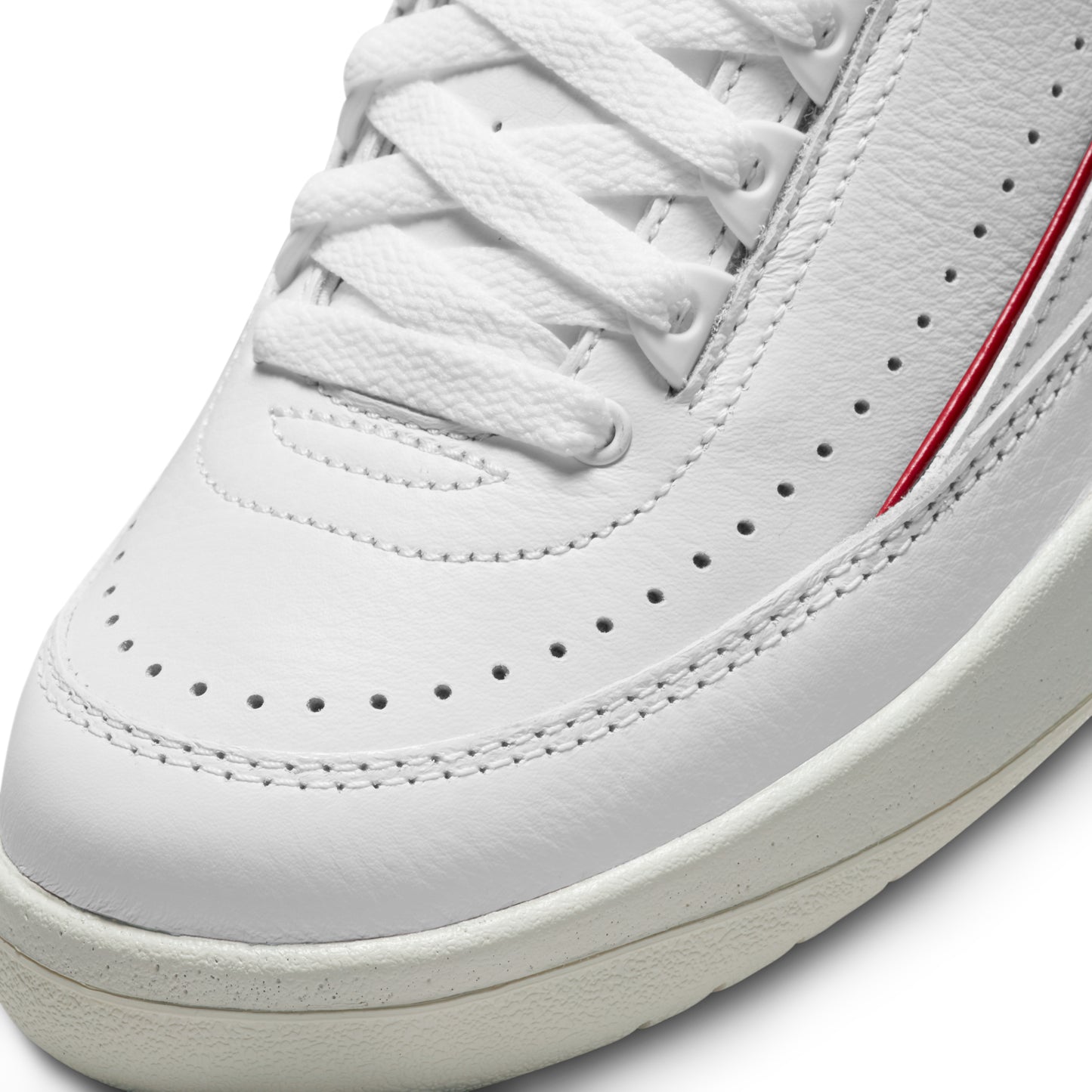 Nike Jordan 2 Retro Low UNC To Chicago W