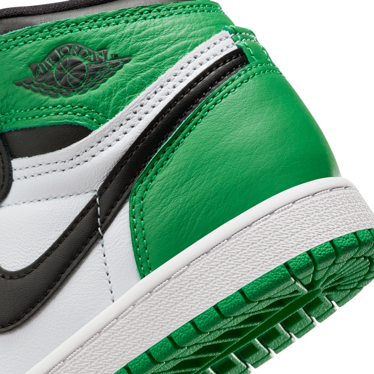 aj1 hi lucky green black