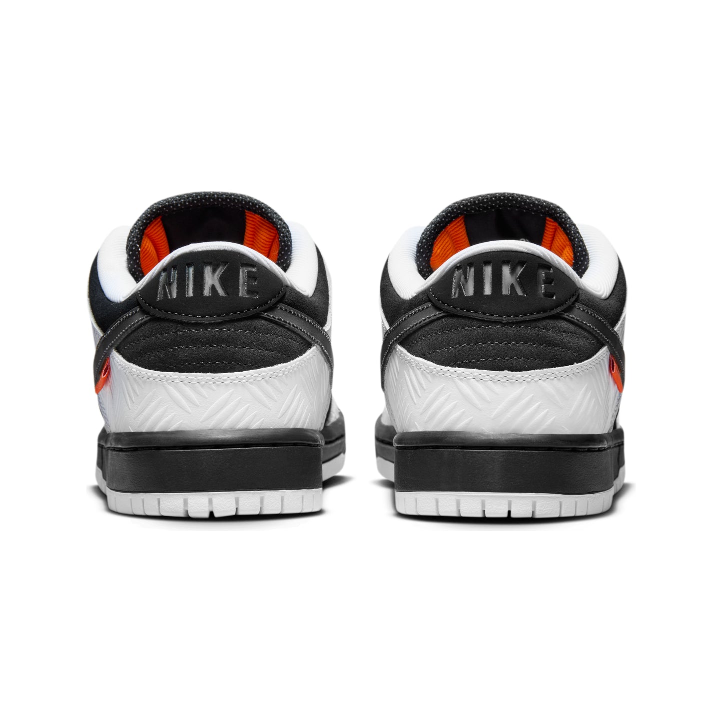 Nike SB Dunk Low TIGHTBOOTH