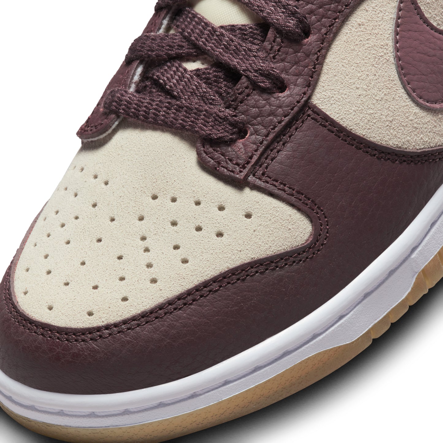 Dunk Low Plum Eclipse