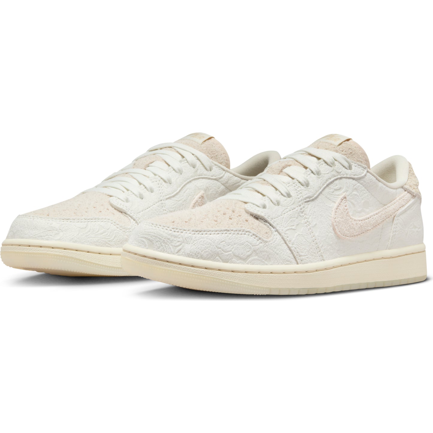 aj1 low chris paul
