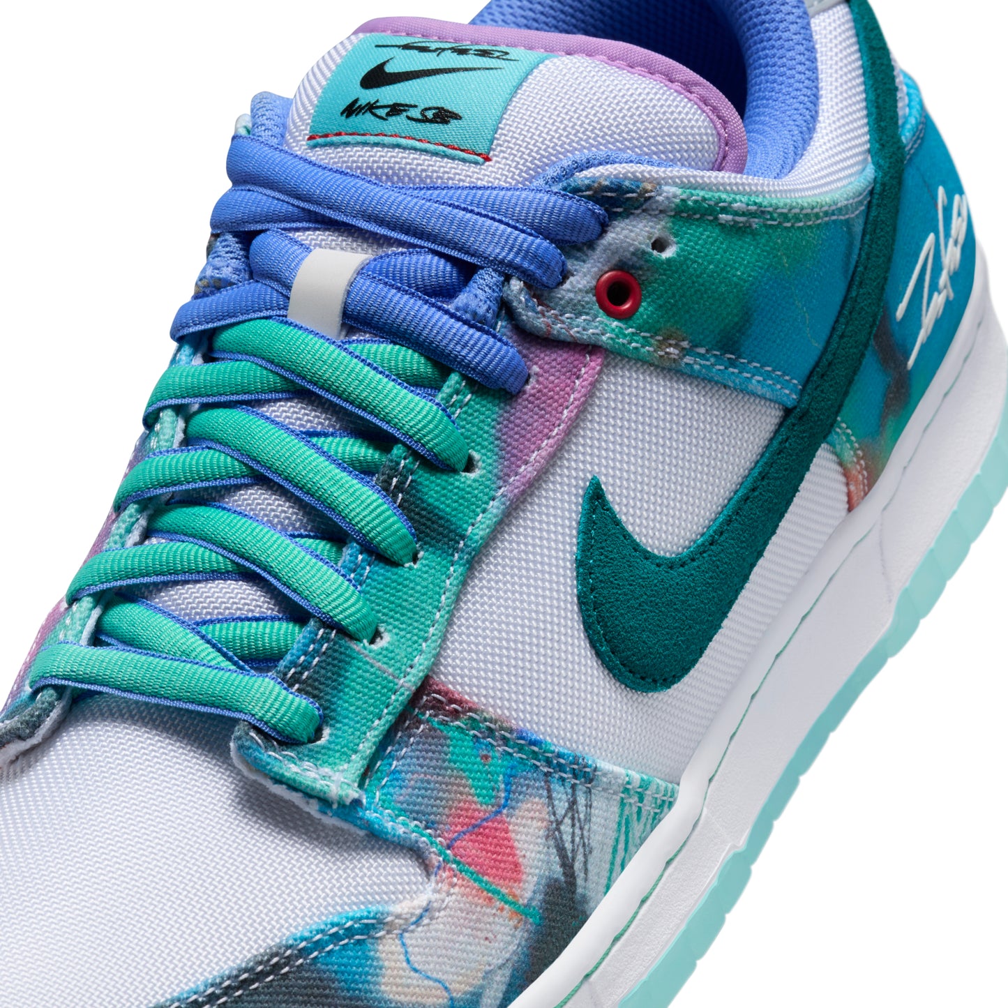 Nike SB Dunk Low Laboratories Bleached Aqua