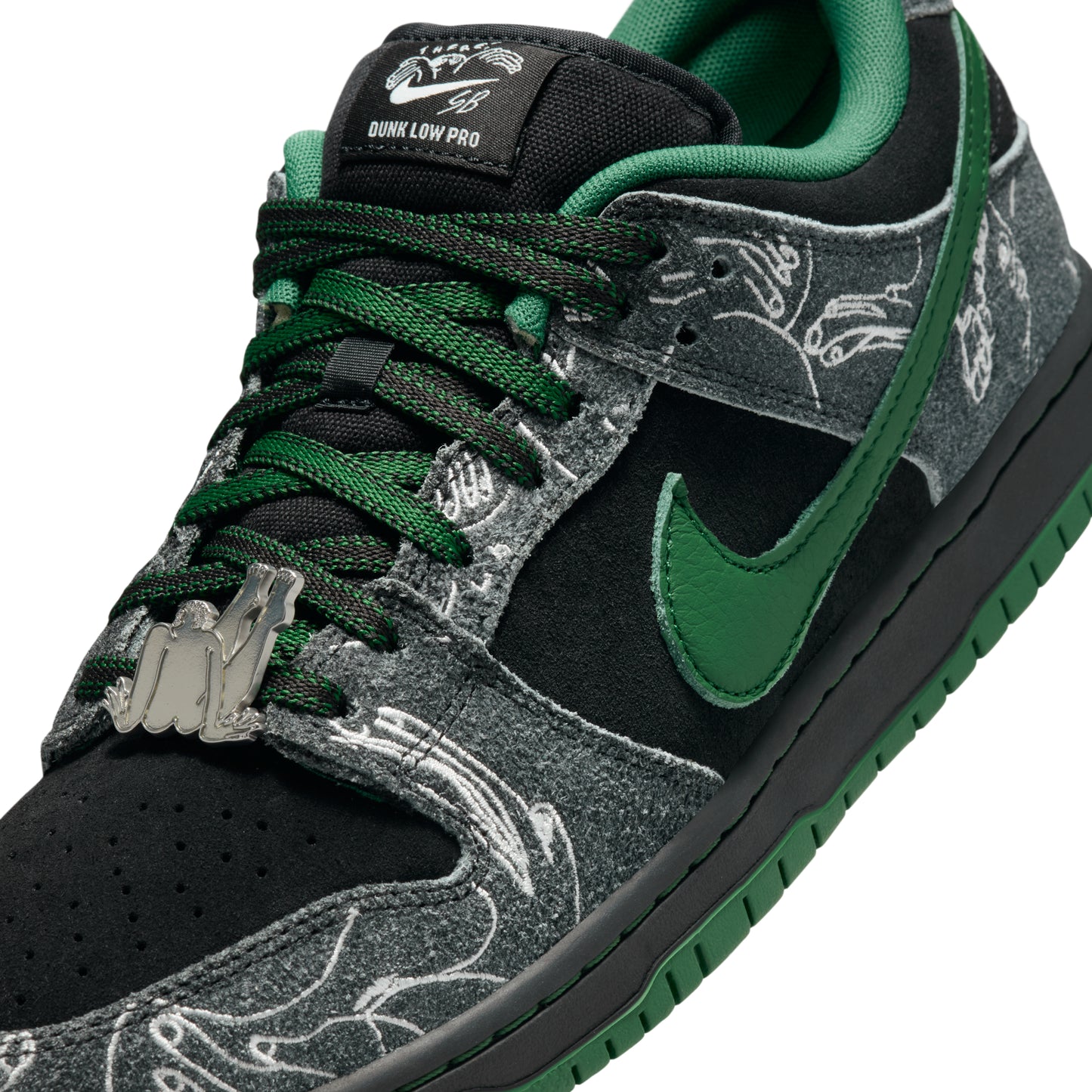Nike SB Dunk Low There Skateboards