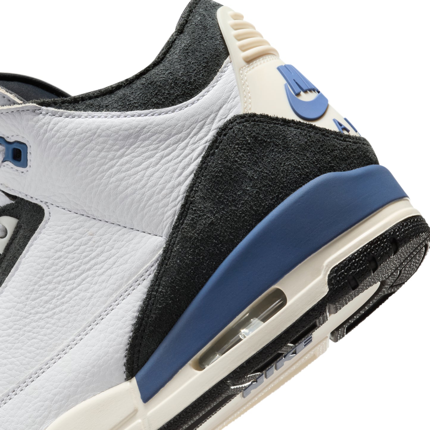 Air Jordan 3 Retro OG SP A Ma Maniére Diffused Blue