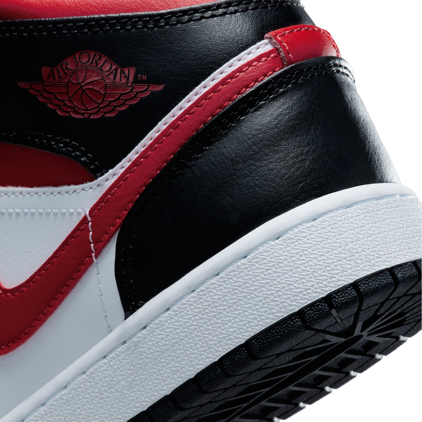 air jordan 1 mid black fire red