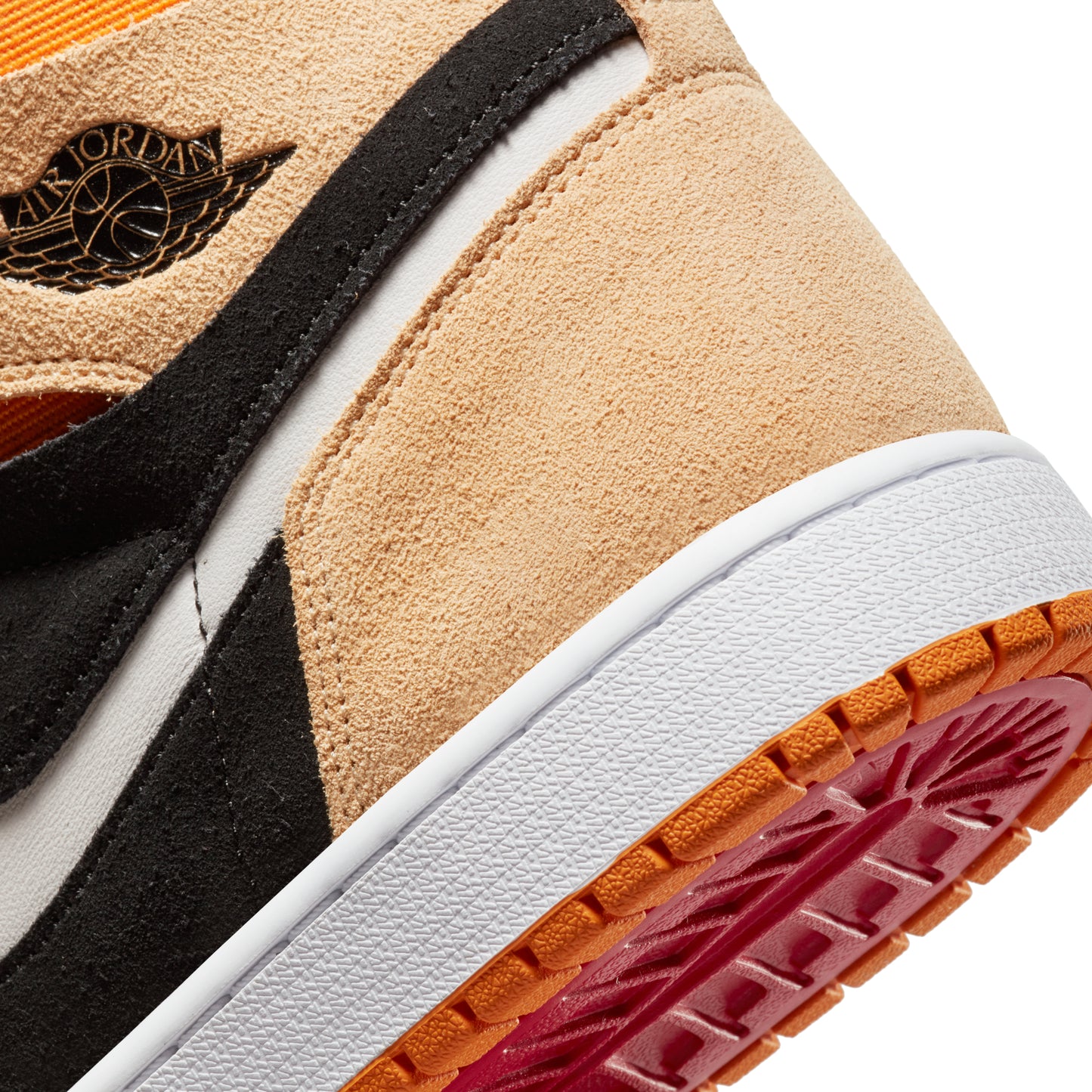 Nike Air Jordan 1 High Zoom Air CMFT Pumpkin Spice