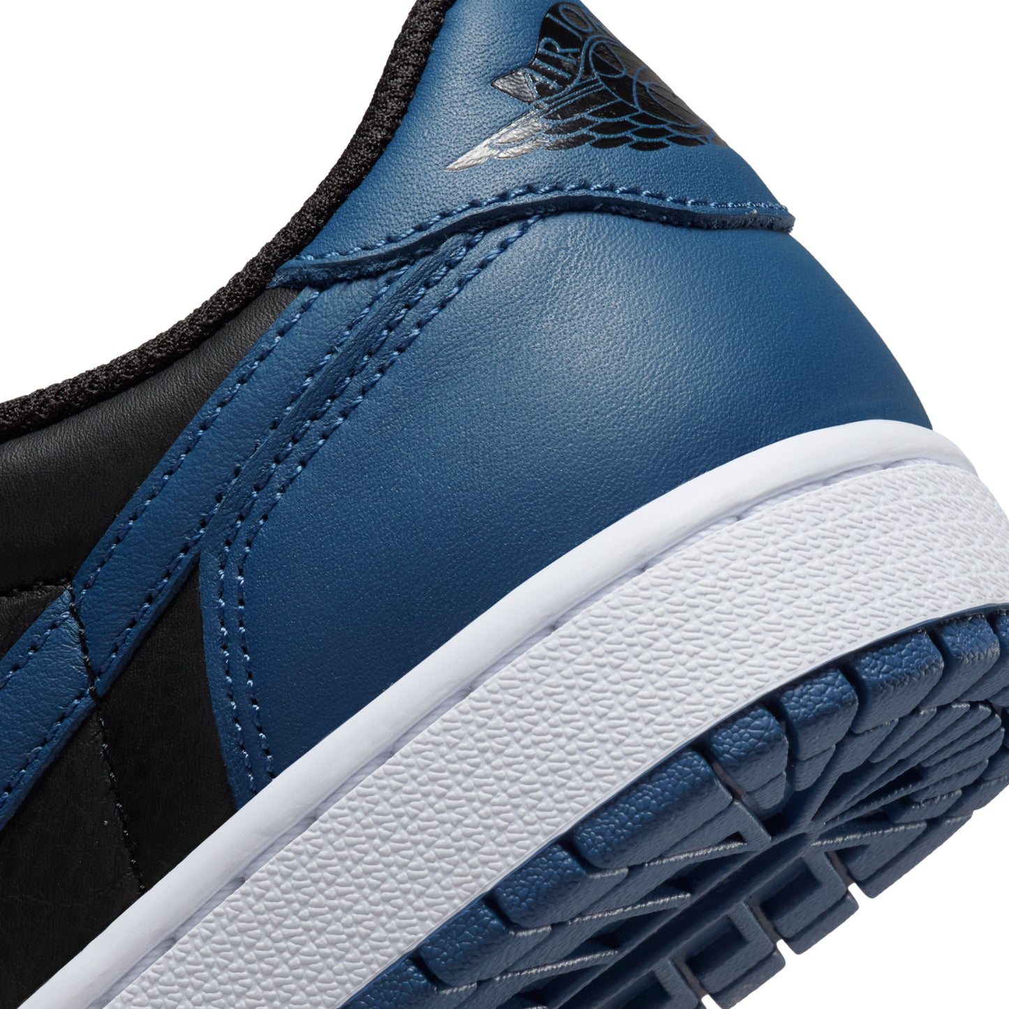 Jordan 1 Retro Low OG Mystic Navy W