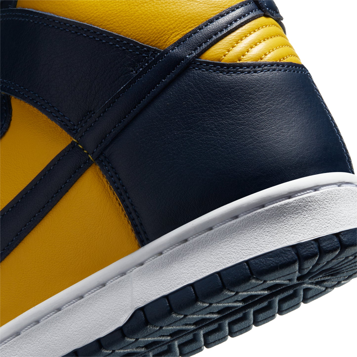 Nike Dunk High SP "Michigan"