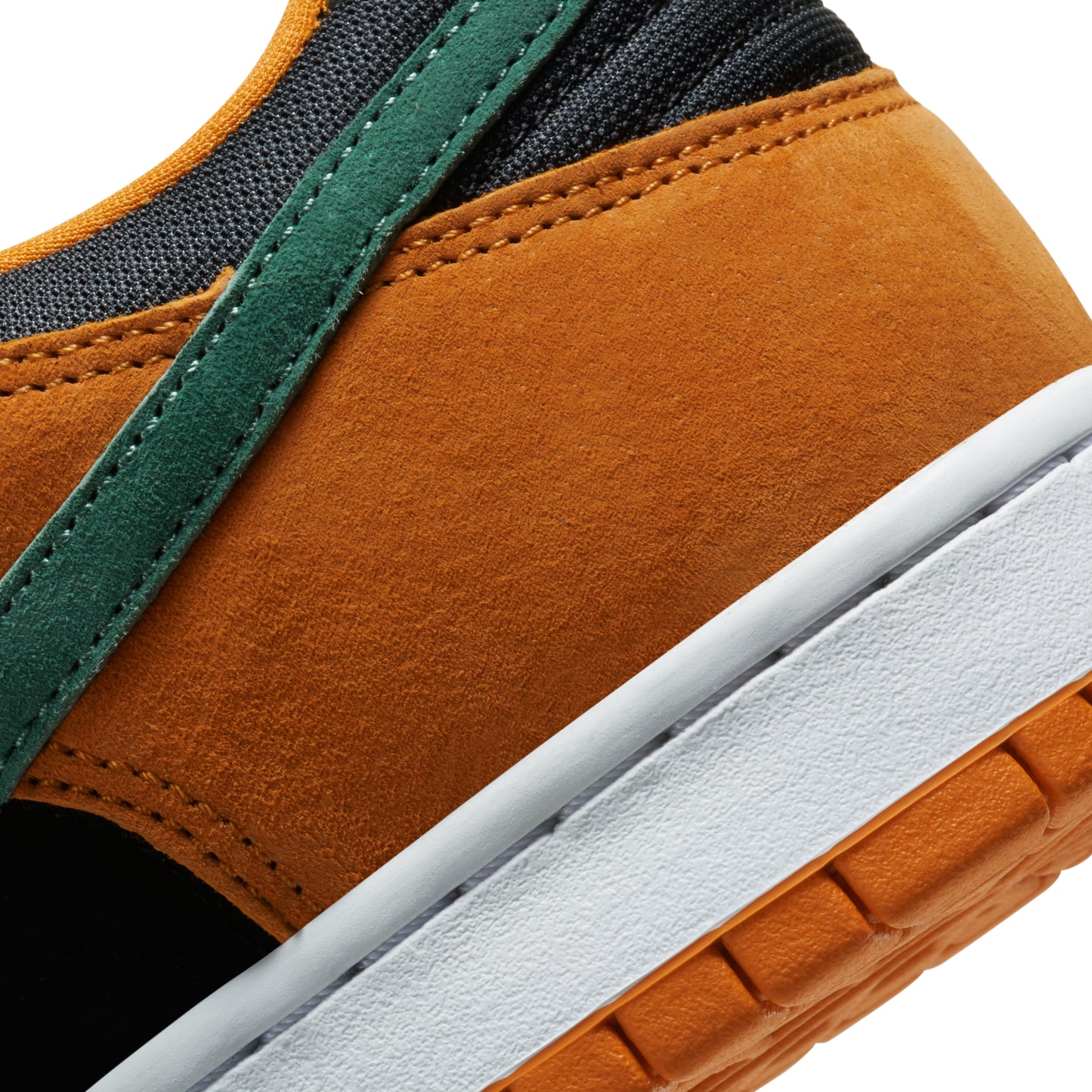 Nike Dunk Low SP "Ceramic"