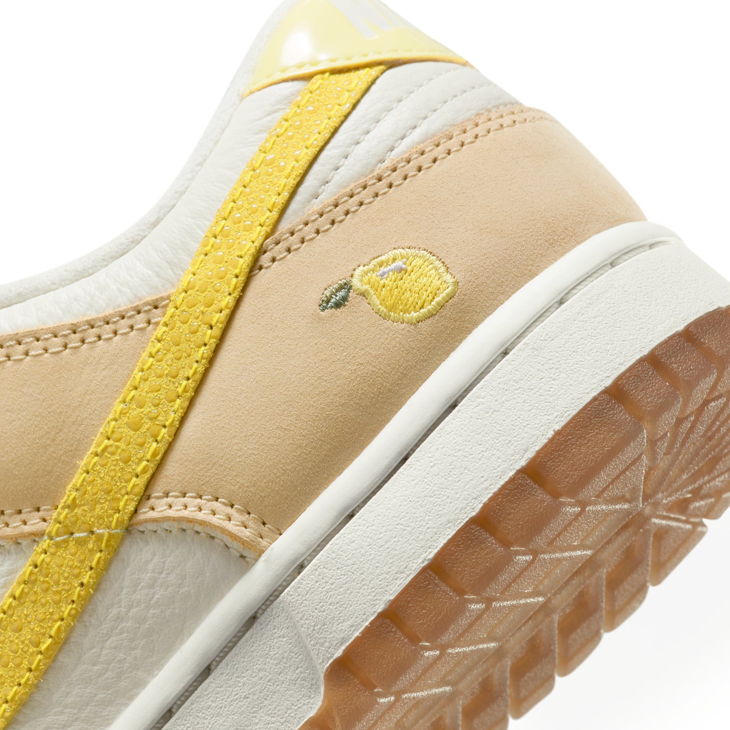 Nike Dunk Low W "Lemon Drop"