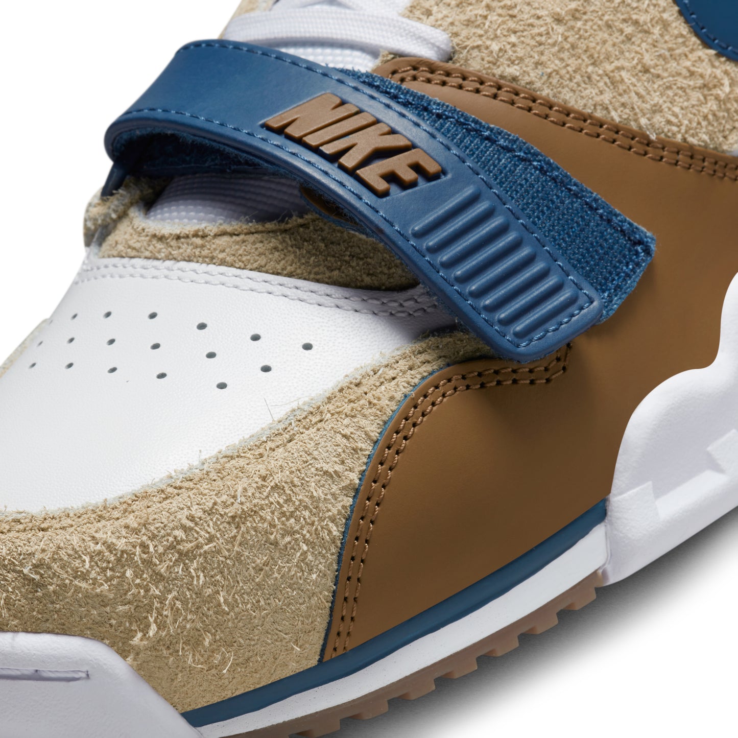 Air Trainer Limestone