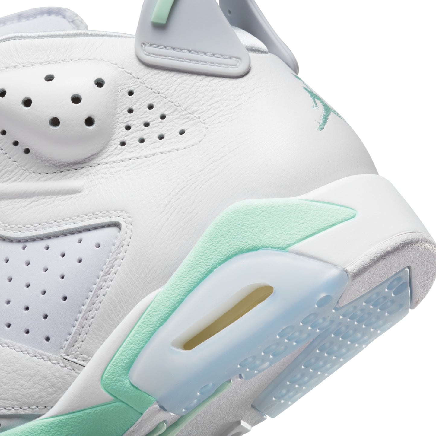 Nike Air Jordan 6 Retro Mint Foam (W)