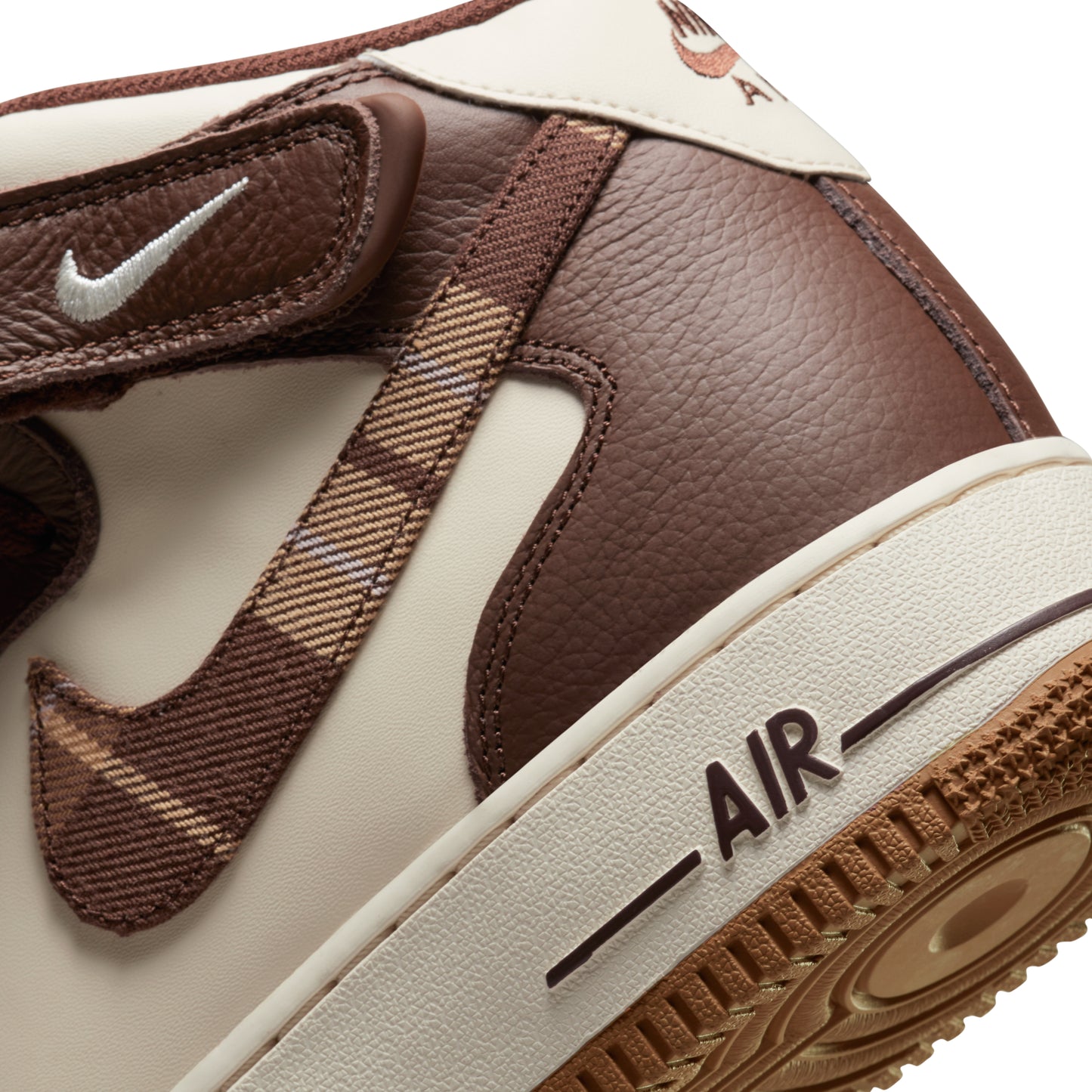 Nike Air Force 1 Mid Plaid Cream Red