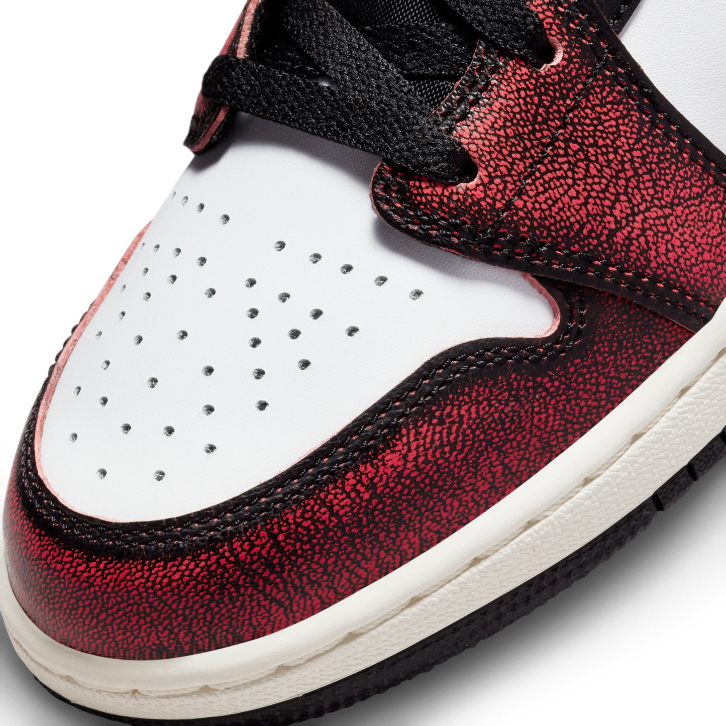 Nike Air Jordan 1 Mid Wear-Away Chicago (GS)