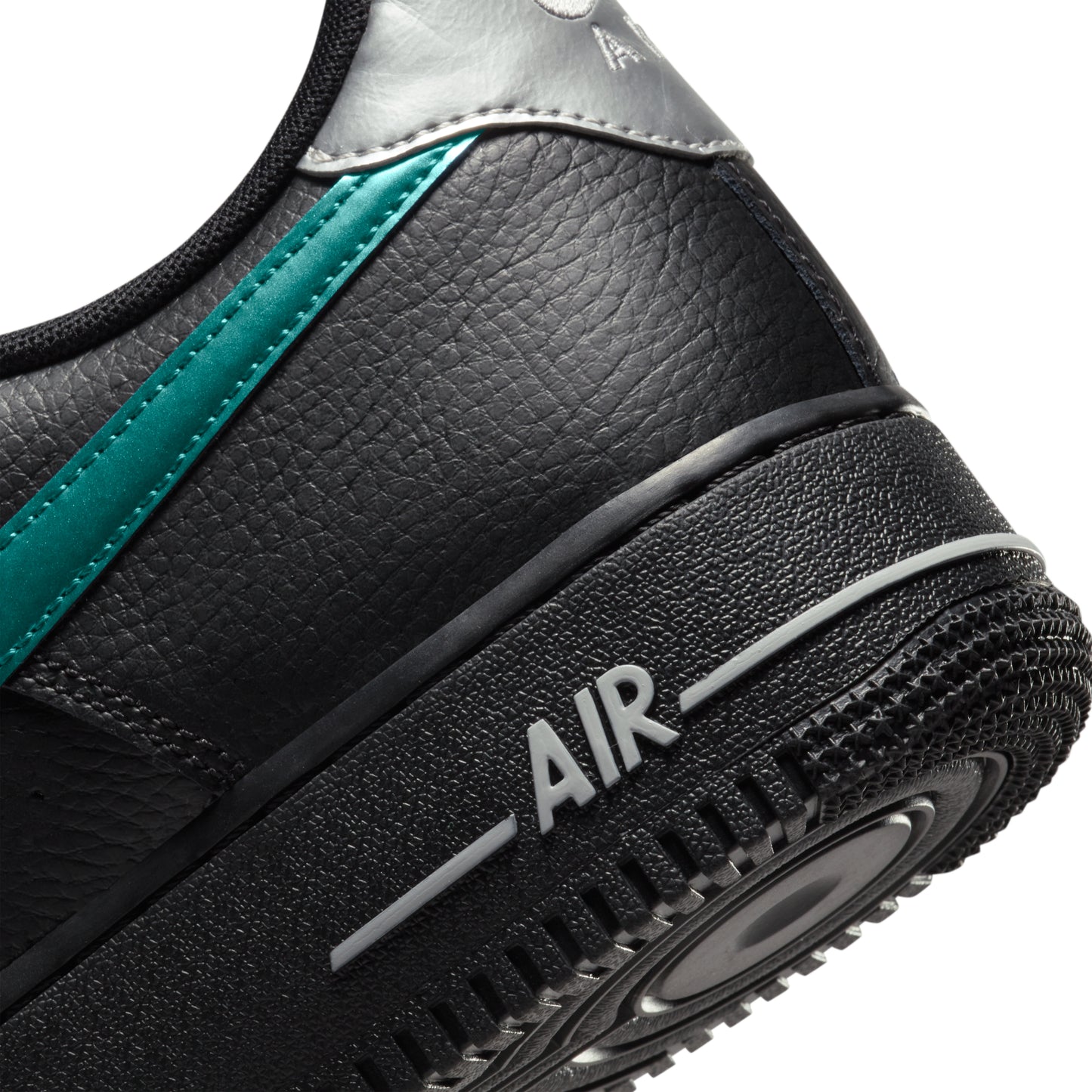 AF1 '07 Low Black Blue Lightning