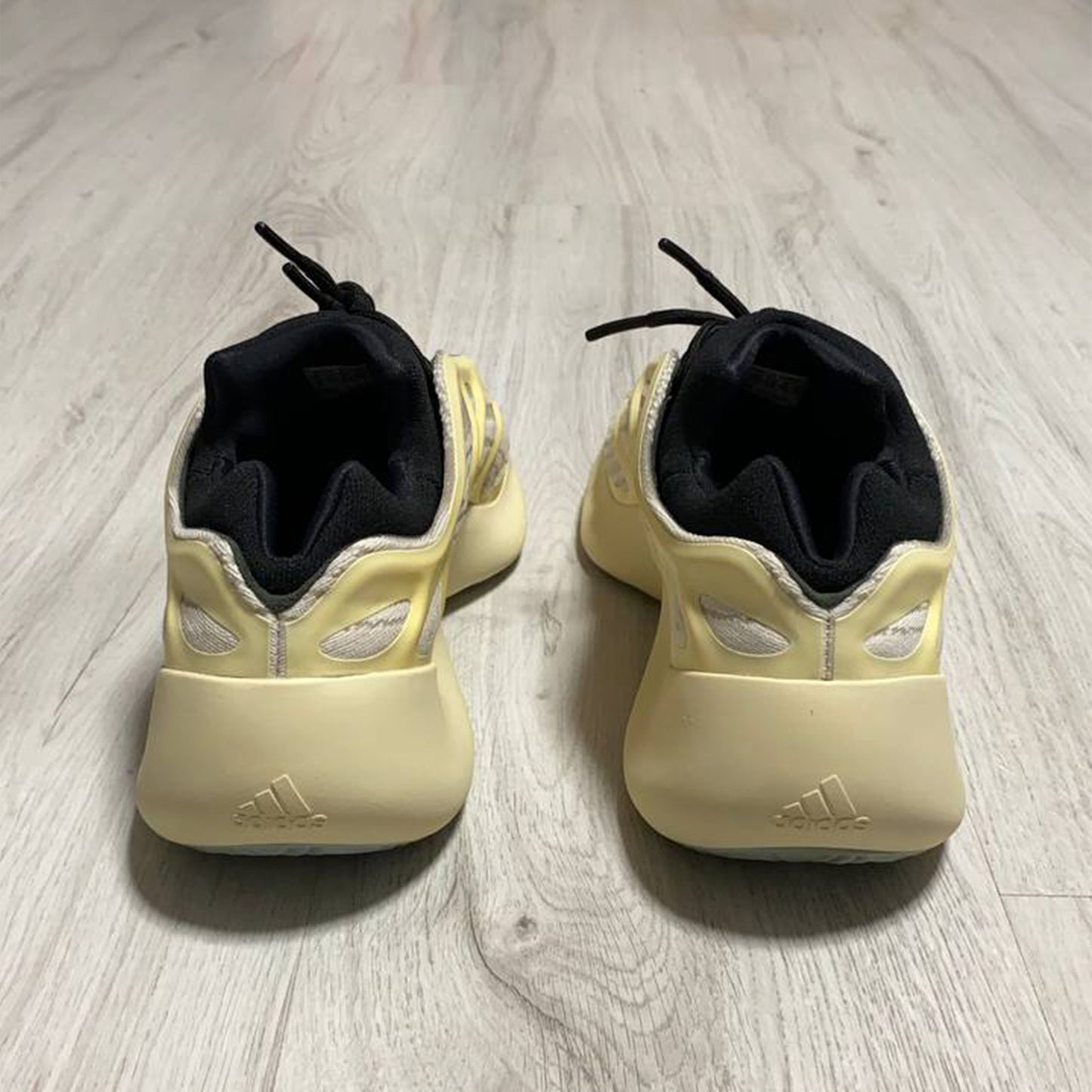 adidas Yeezy 700 V3 Azael