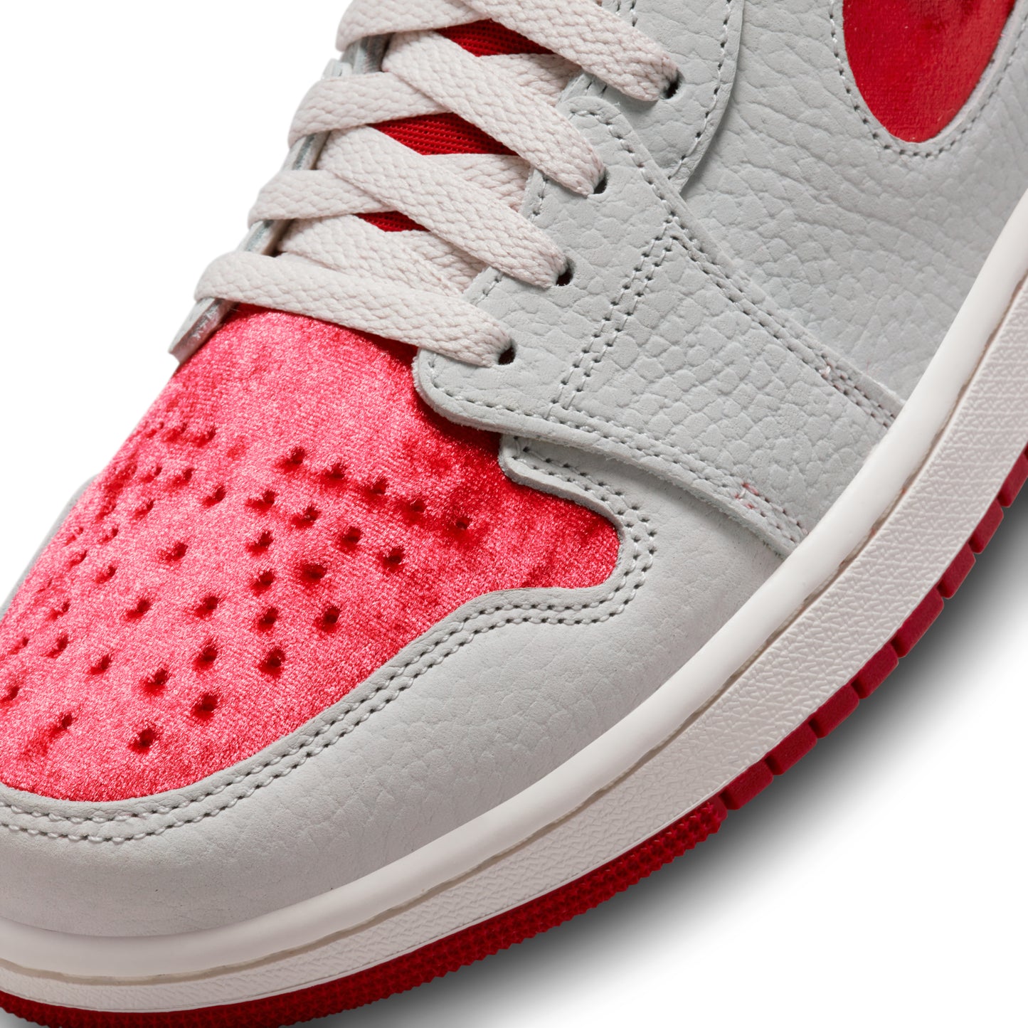 Nike Air Jordan 1 Zoom CMFT 2 'Valentines Day'