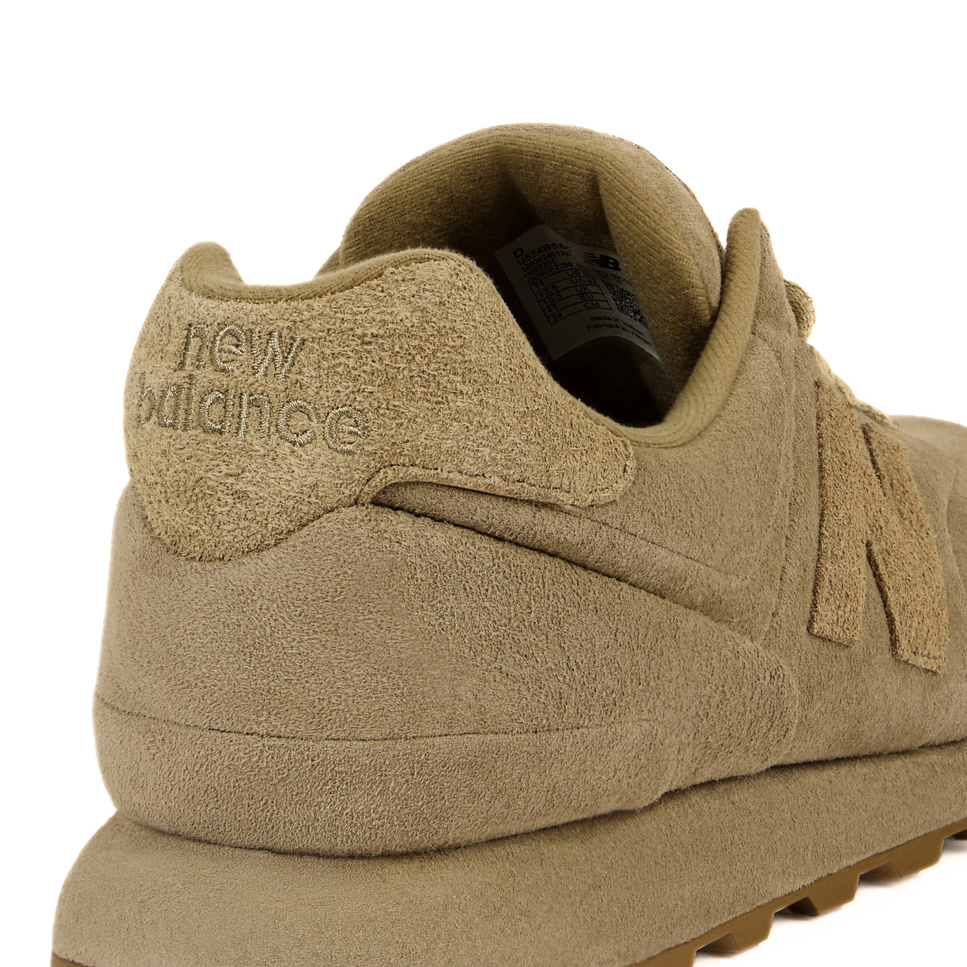 NB 574 Ghost Stone Island Dark Beige