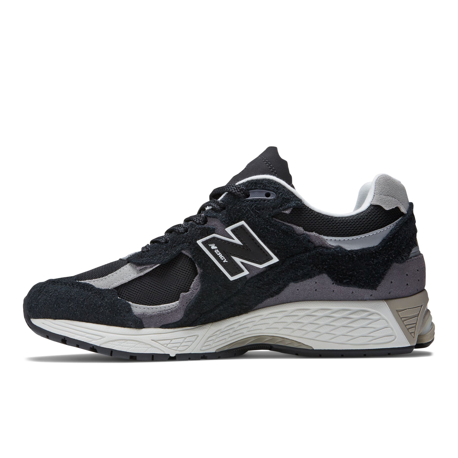 new balance 2002 protection pack black grey