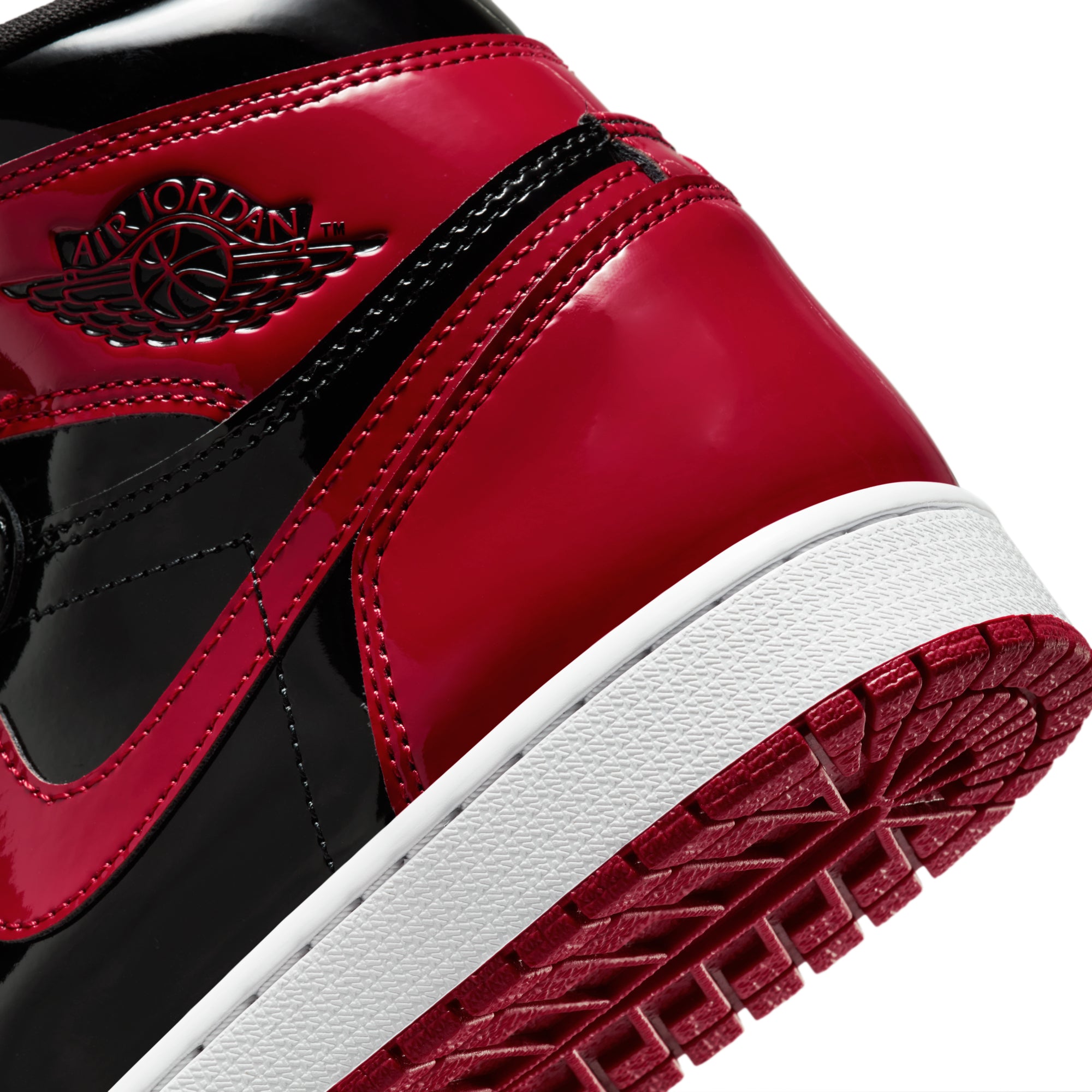 Aj1 retro high online bred toe